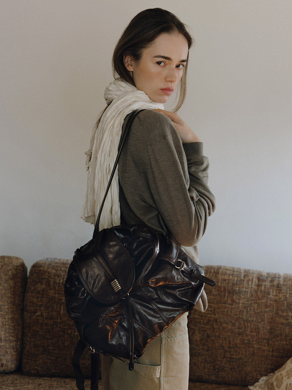 ルエブル LOEUVRE Scarabee Backpack Small (leather ver.) （SOFT BROWN） SOFT BROWN