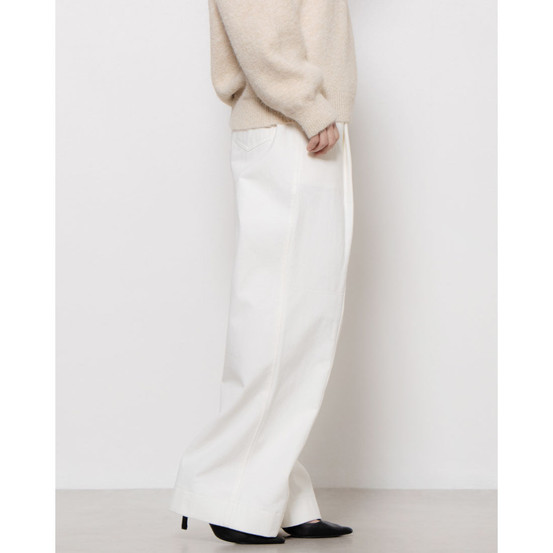 ルエブル LOEUVRE One-Tucked Cotton Wide Pants - 01