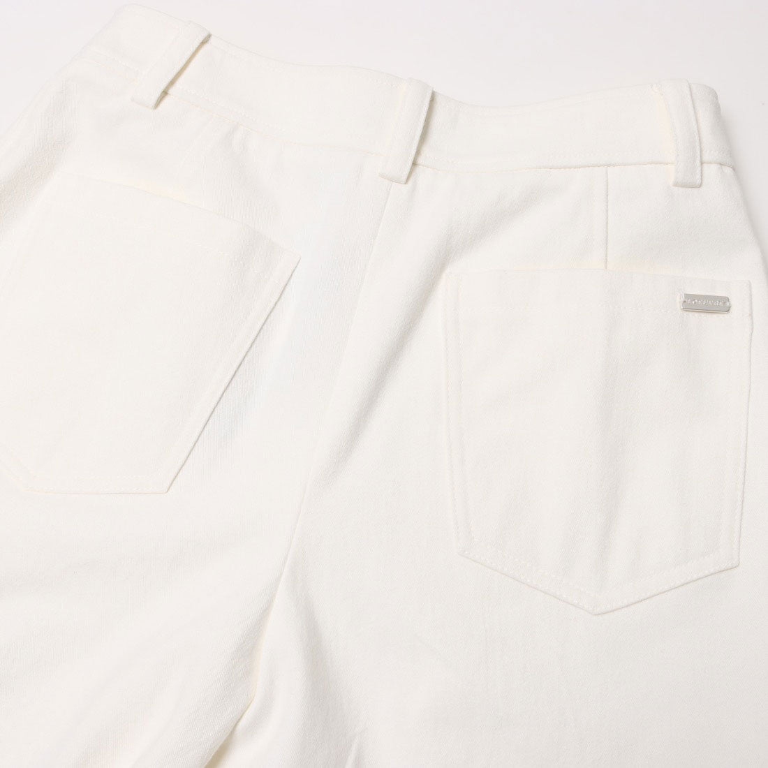 ルエブル LOEUVRE One-Tucked Cotton Wide Pants - 01