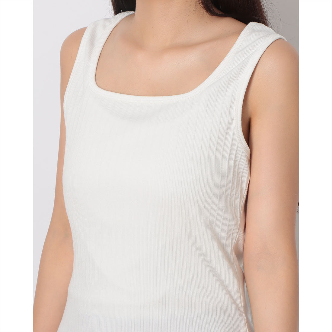 ルエブル LOEUVRE Asymmetric Hem solid Sleeveless Top （03 IVORY） 03 IVORY