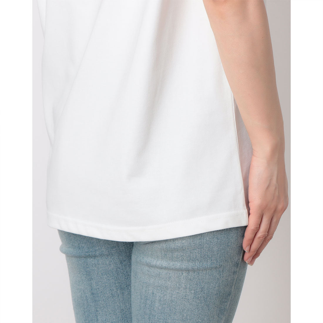 ルエブル LOEUVRE Graphic Short Sleeve T-shirt （WHITE） WHITE
