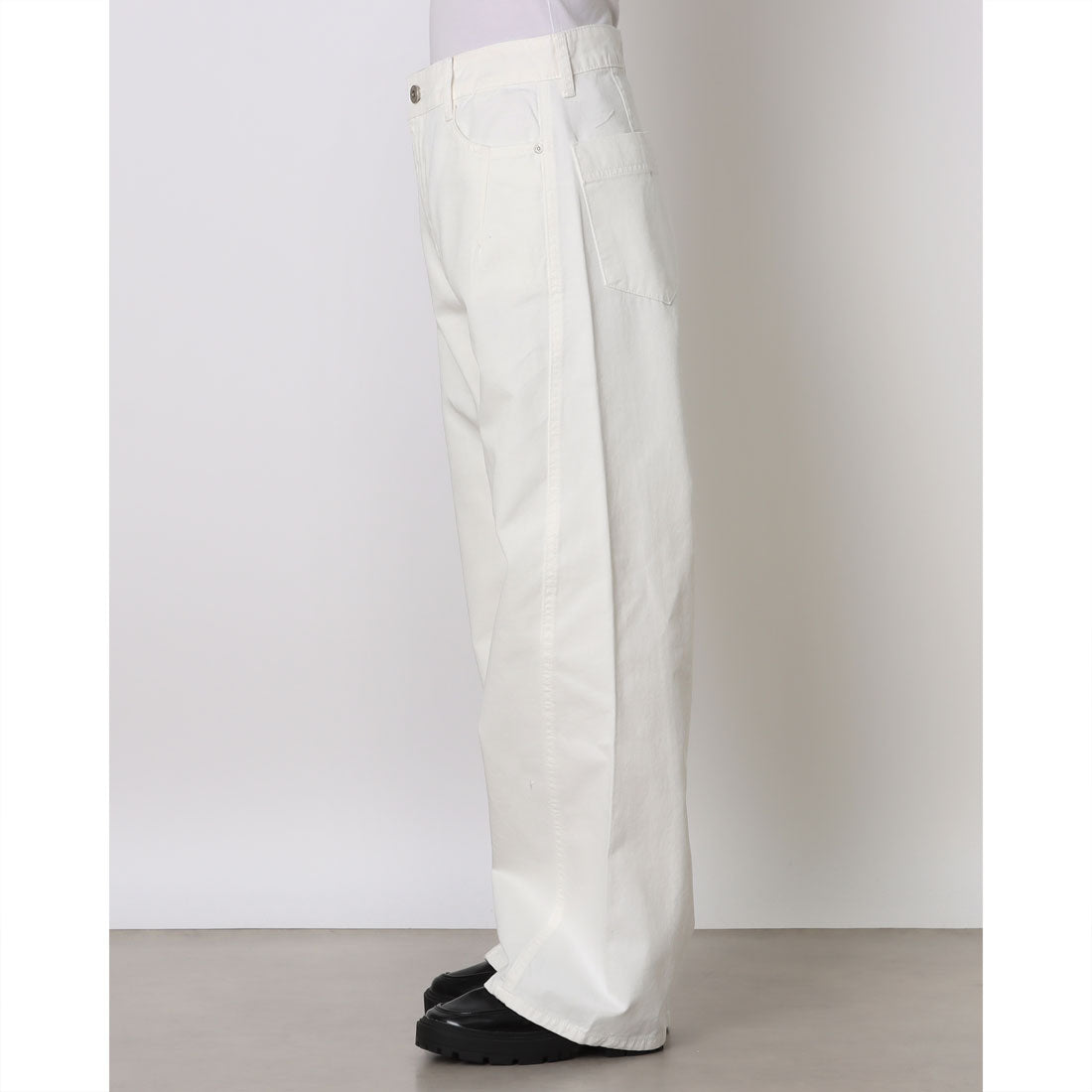 ルエブル LOEUVRE Straight-leg Coating Jeans （IVORY） IVORY