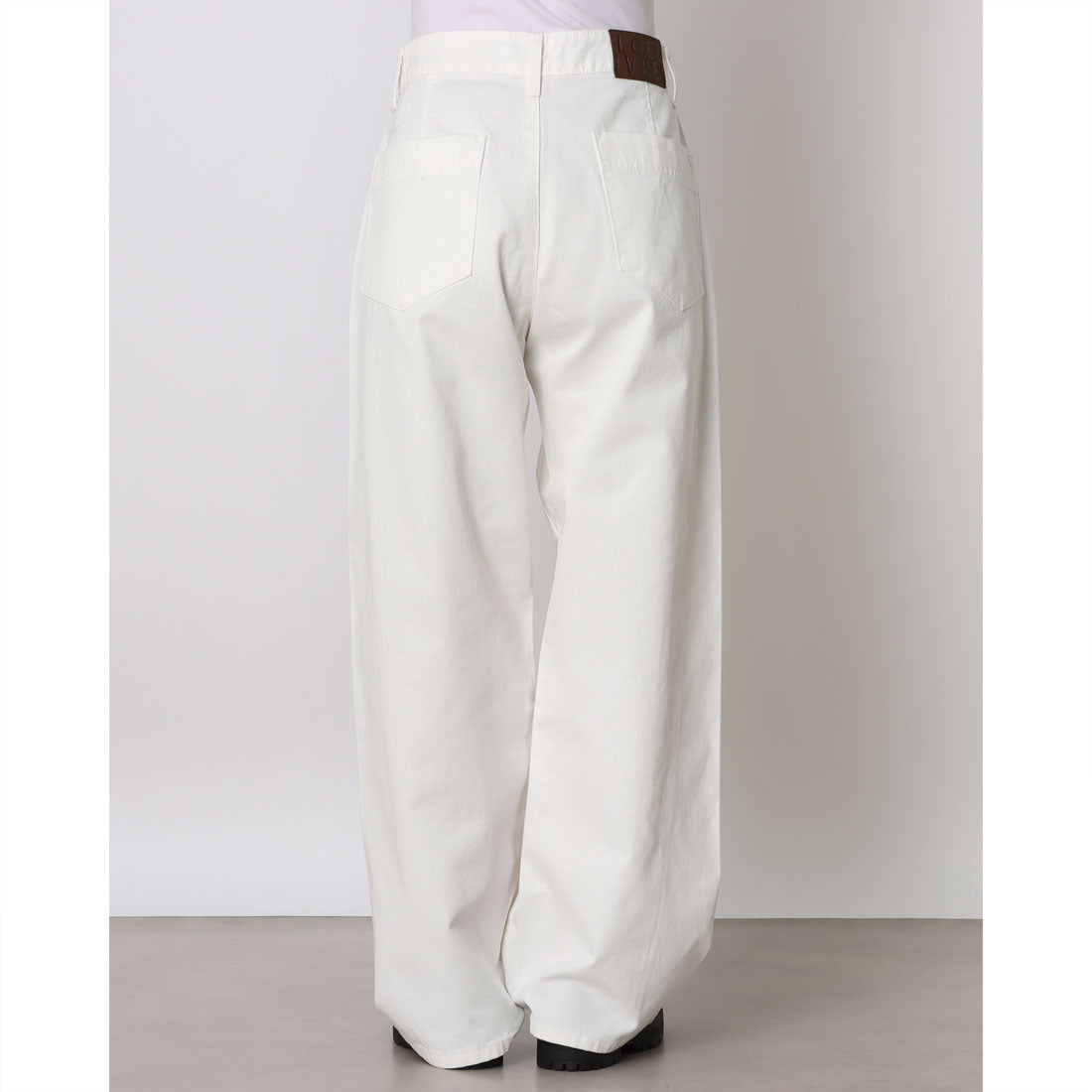 ルエブル LOEUVRE Straight-leg Coating Jeans （IVORY） IVORY