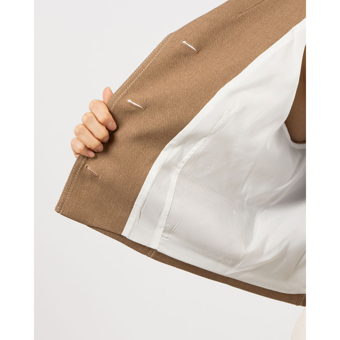 ルエブル LOEUVRE Top-Stitched Half Sleeve Jacket
