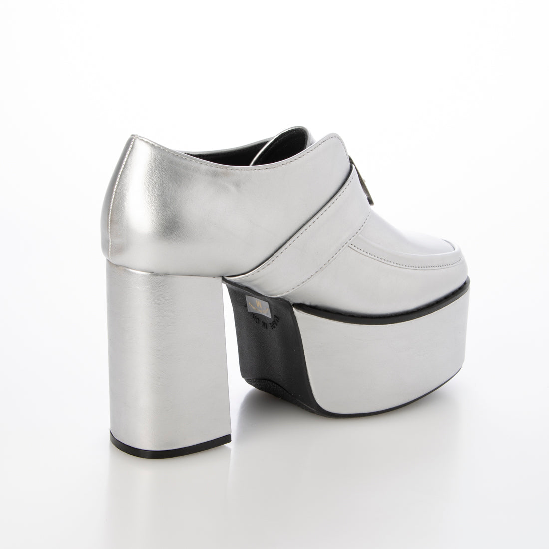 LoveHunter heel shoes with buckle embellishment at the center/1570