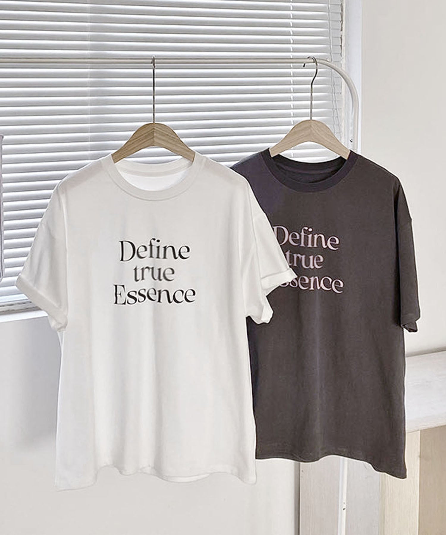 ロワ LOWO 【綿100％使用】コットン素材ロゴ入りTシャツ （チャコールグレー） チャコールグレー