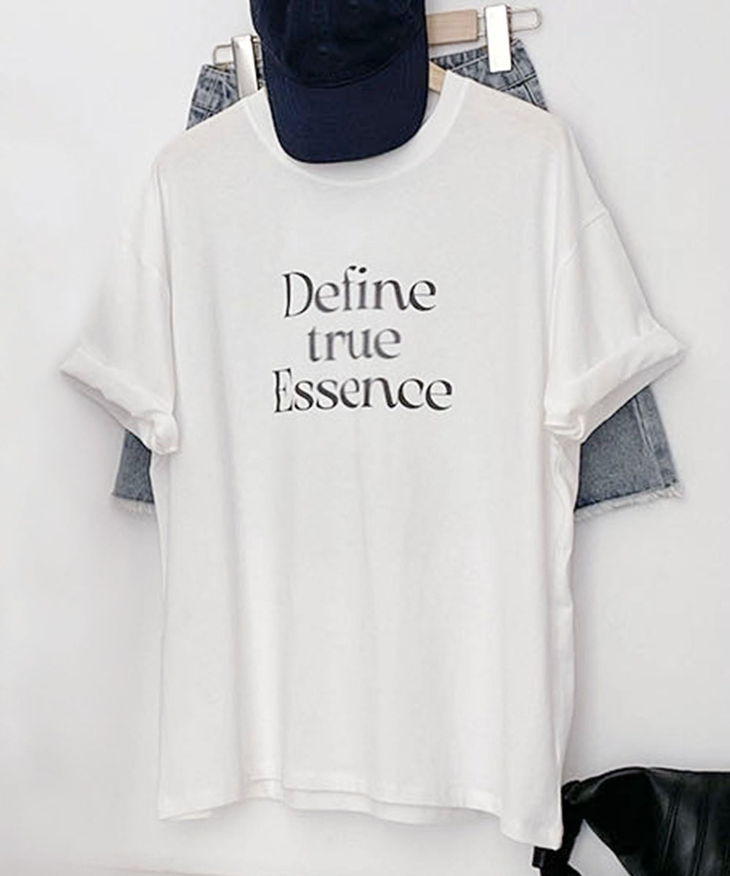 ロワ LOWO 【綿100％使用】コットン素材ロゴ入りTシャツ （オフホワイト） オフホワイト