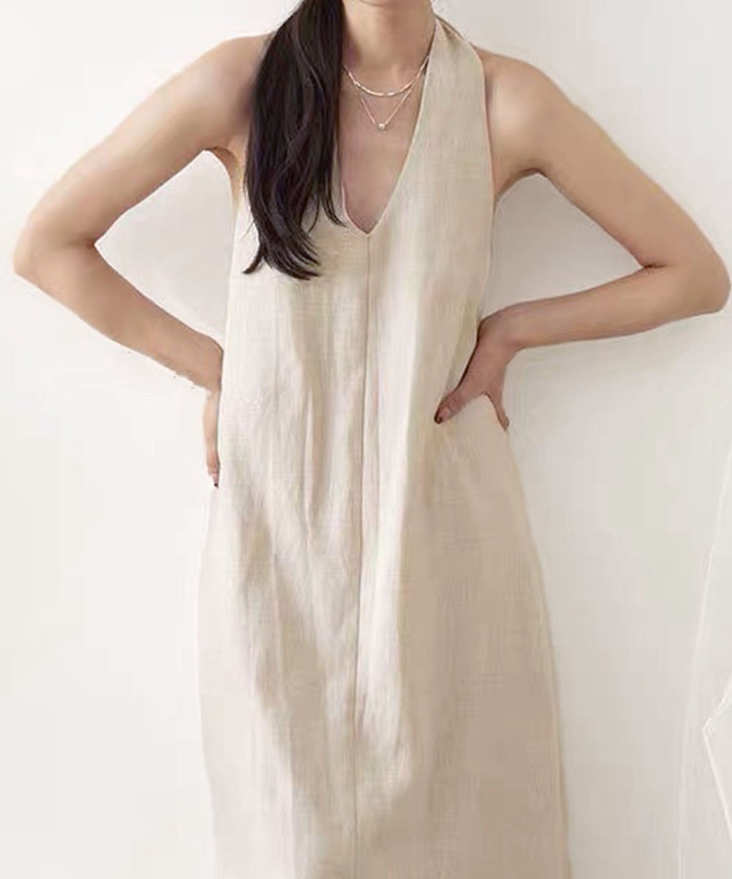 ロワ LOWO 綿麻混ホルターネックAラインロングワンピース （ベージュ） ベージュ