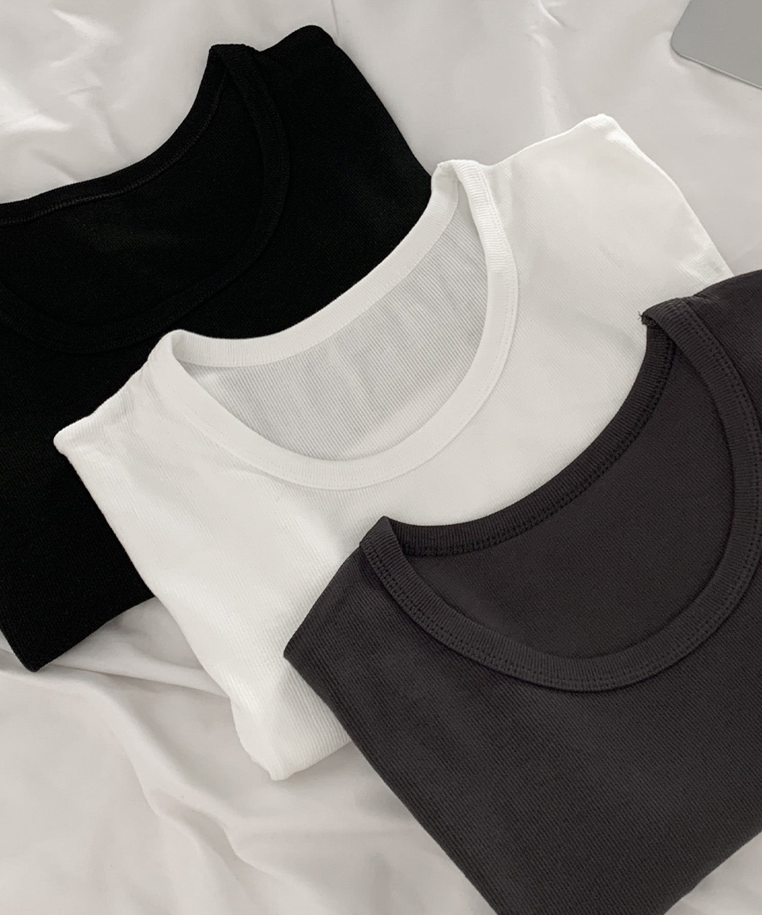 ロワ LOWO フレンチスリーブTシャツ カットソー （ブラック） ブラック