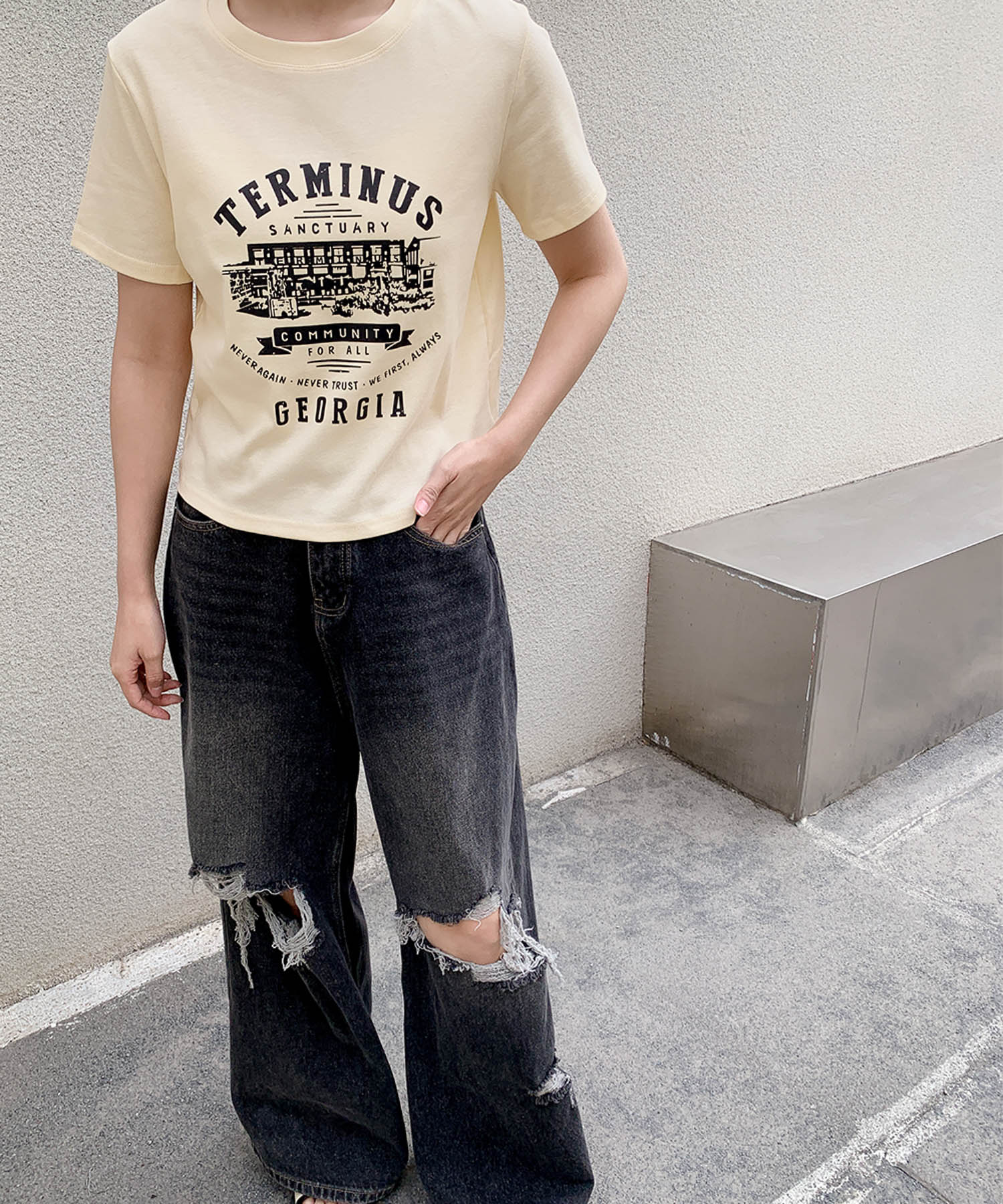 ロワ LOWO 綿混フロントプリントTシャツ カットソー （アイボリー） アイボリー
