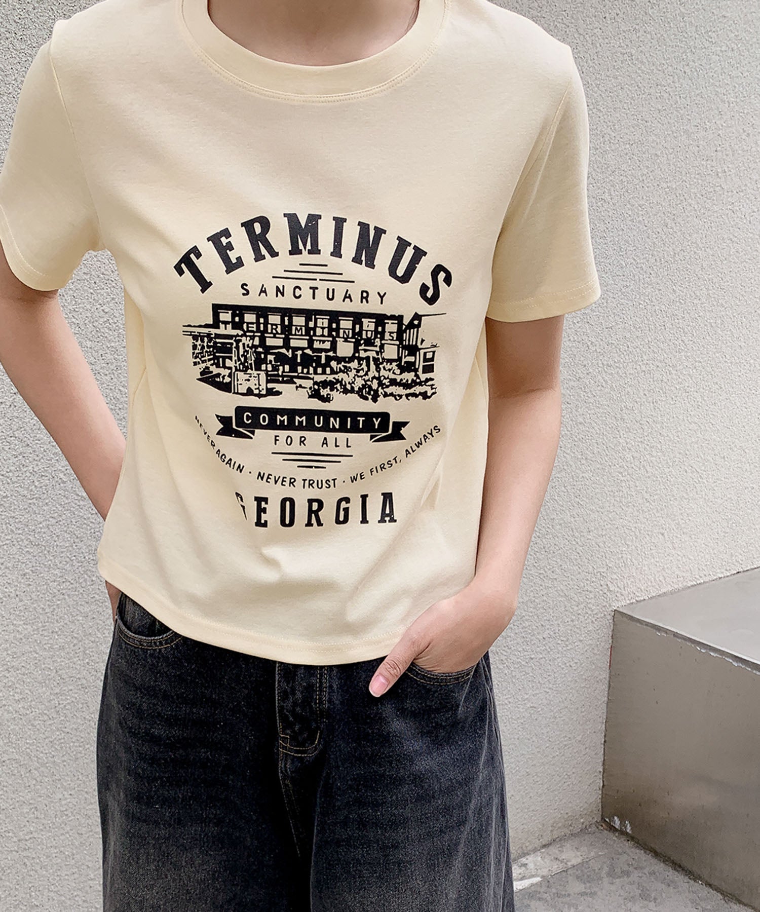 ロワ LOWO 綿混フロントプリントTシャツ カットソー （アイボリー） アイボリー