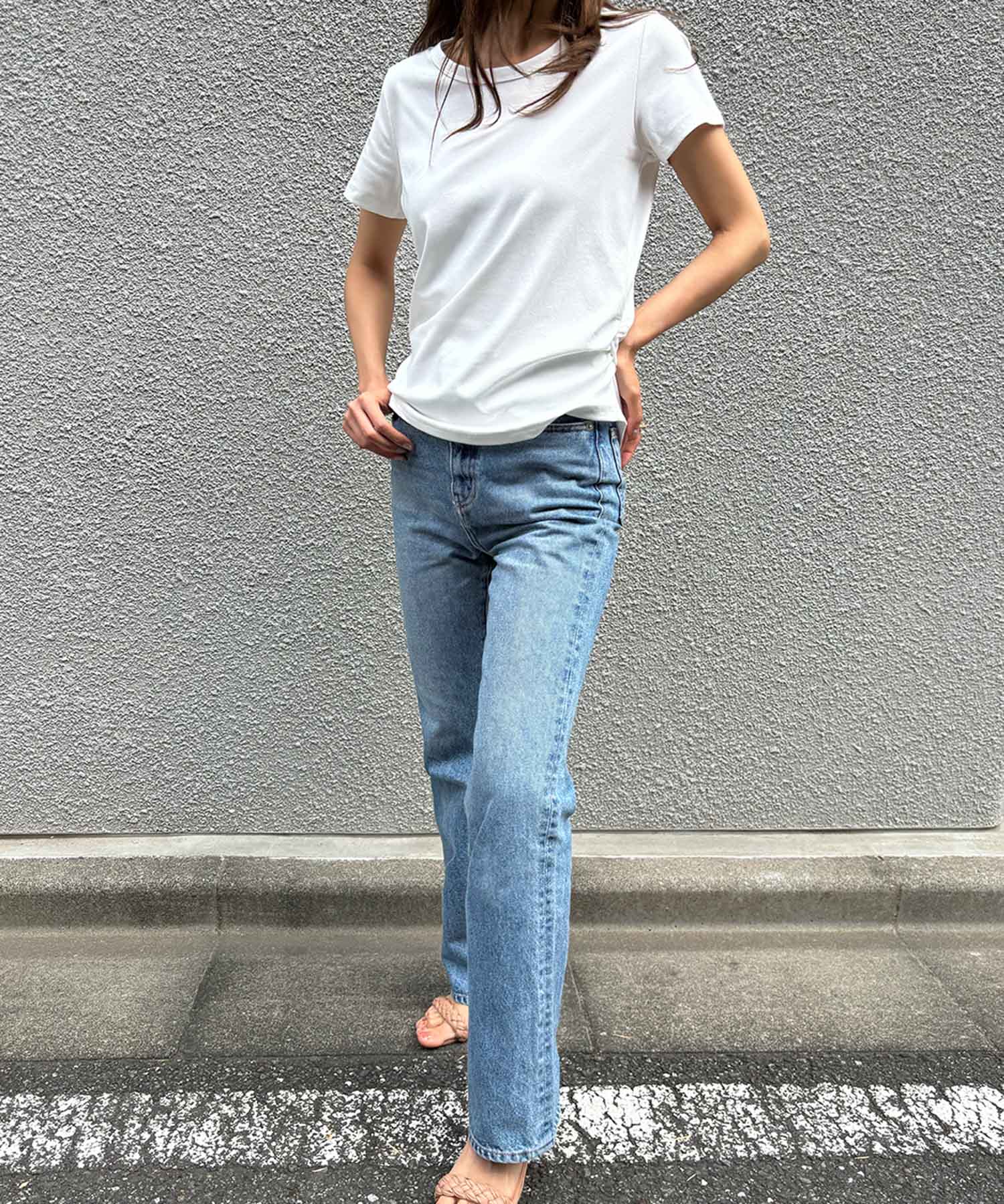 ロワ LOWO 綿混サイドギャザーTシャツ カットソー （ホワイト） ホワイト