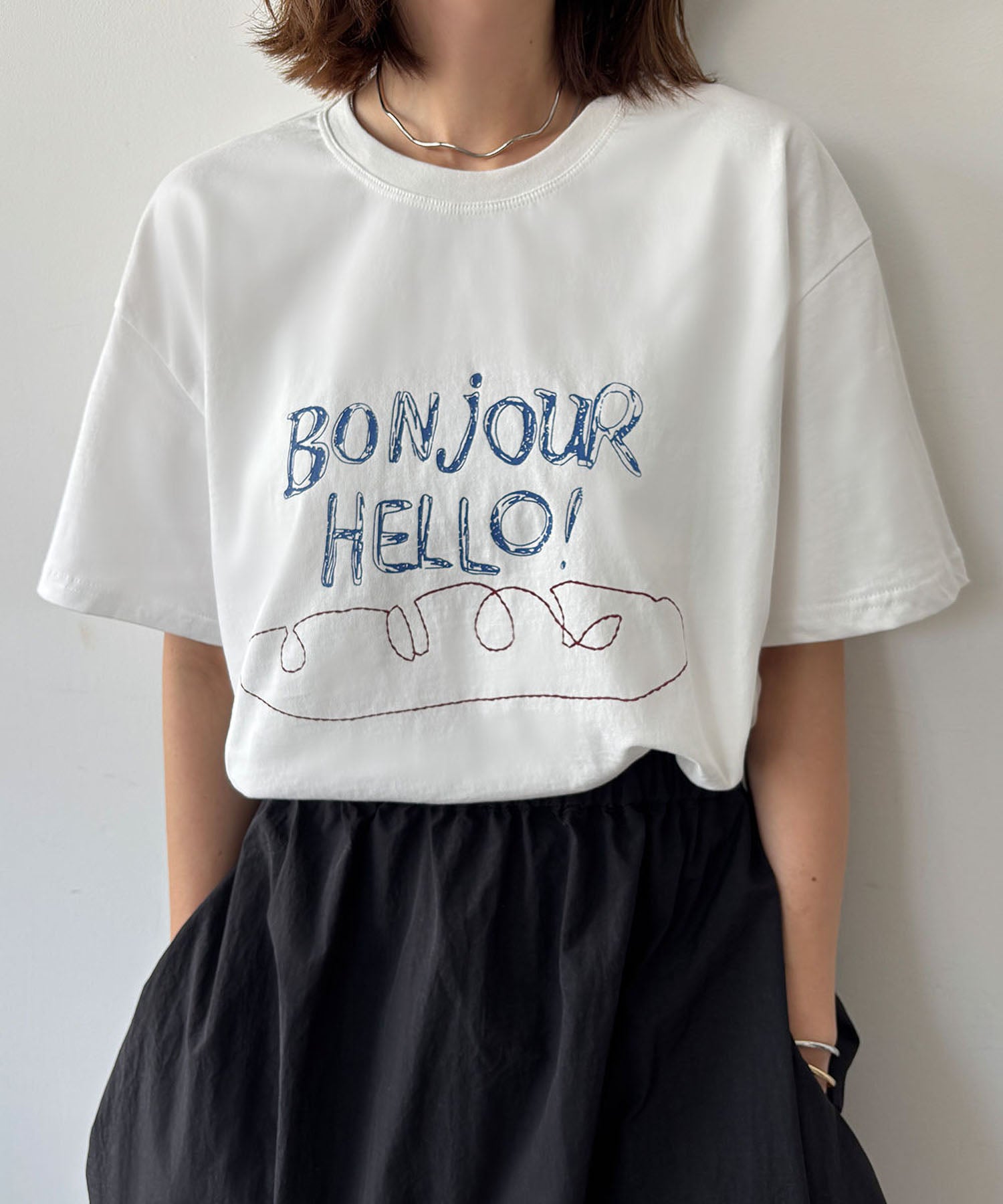 ロワ LOWO 綿混フロントプリントTシャツ カットソー （ホワイト） ホワイト