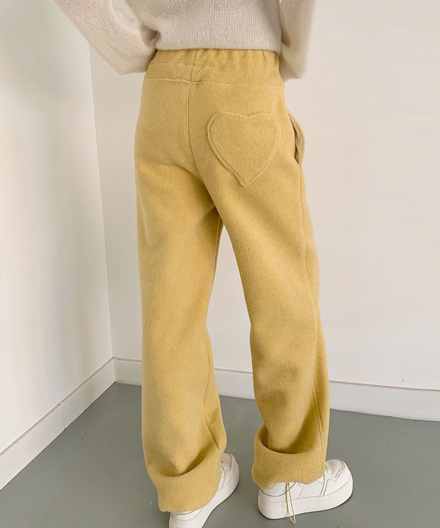 ロワ LOWO バックハートポケット もこもこボアスウェットパンツ レディース リラックス（イエロー） イエロー