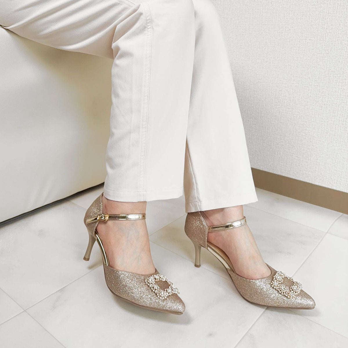 ラスドット lus. ビジューバックルセパレートパンプス （ゴールド） ゴールド