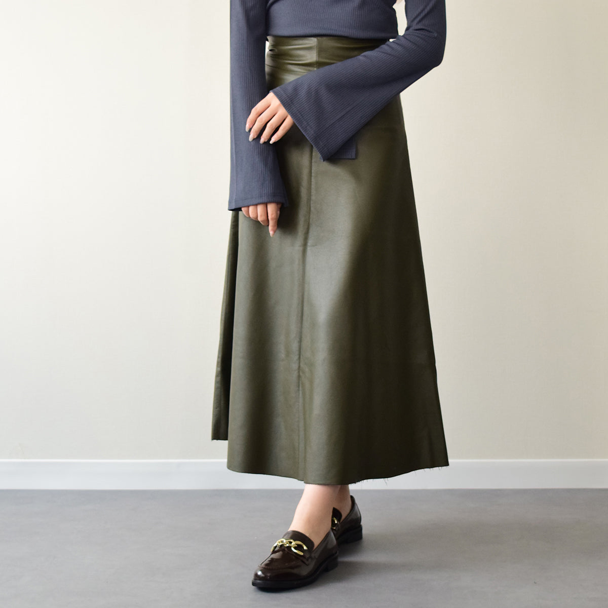 ルカ グロッシ Luca Grossi ラウンドトウチェーンローファー （ダークブラウン） ダークブラウン