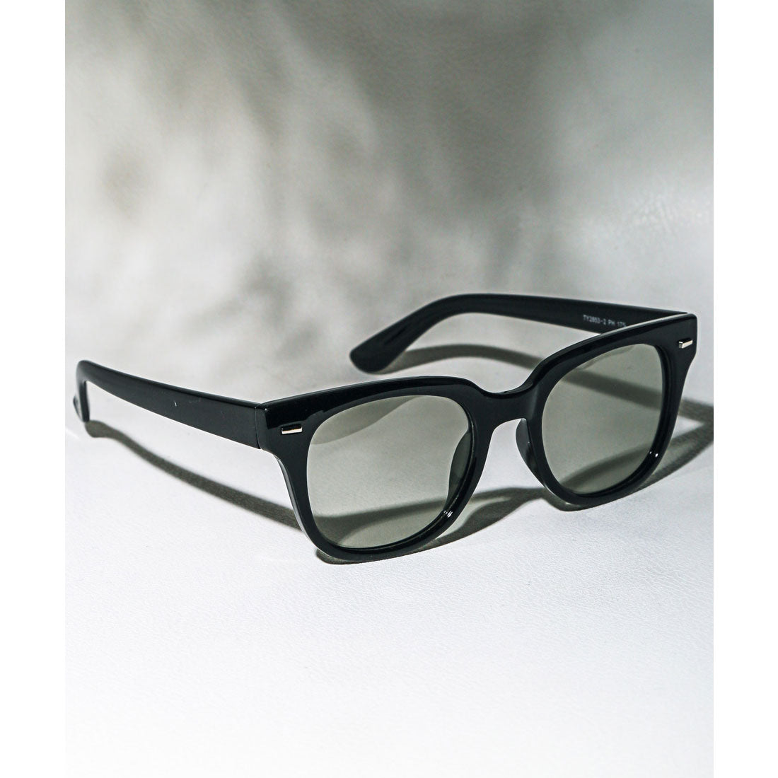 ラグスタイル LUXSTYLE 偏光調光機能付きUVカットウェリントンサングラス/偏光 調光 薄い 色 UVカット 紫外線対策 偏光サングラス 調光サングラス