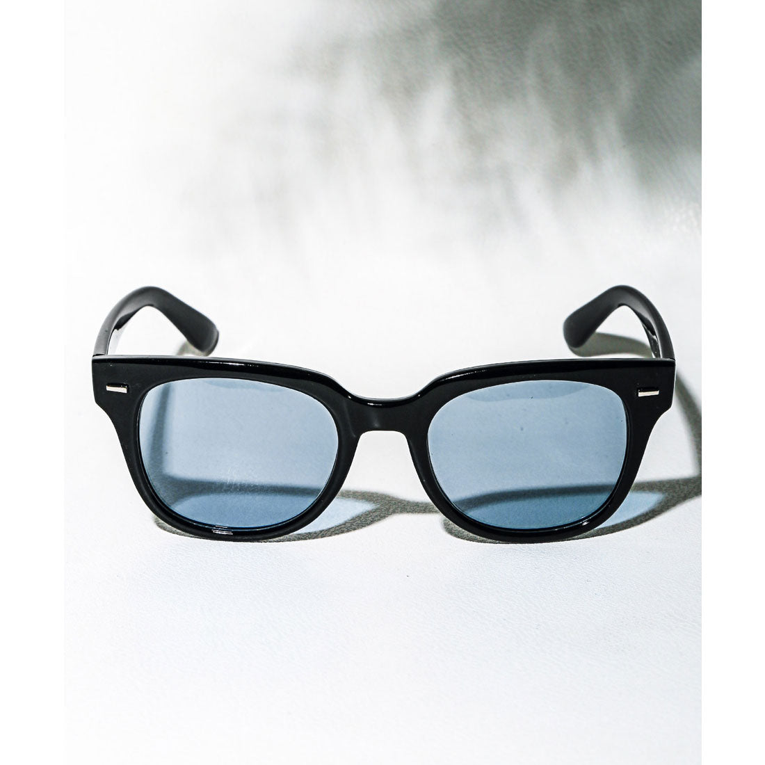 ラグスタイル LUXSTYLE 偏光調光機能付きUVカットウェリントンサングラス/偏光 調光 薄い 色 UVカット 紫外線対策 偏光サングラス 調光サングラス