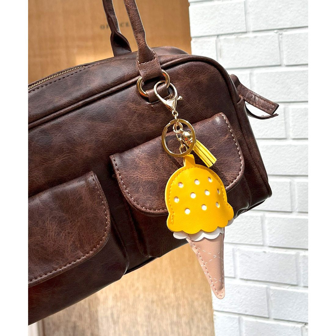 ラグスタイル LUXSTYLE アイスクリームチャーム/キーホルダー アイスクリーム コーン ジェラート PUレザー フェイクレザー 合皮 合成皮革 レザーチャーム （パープル） パープル