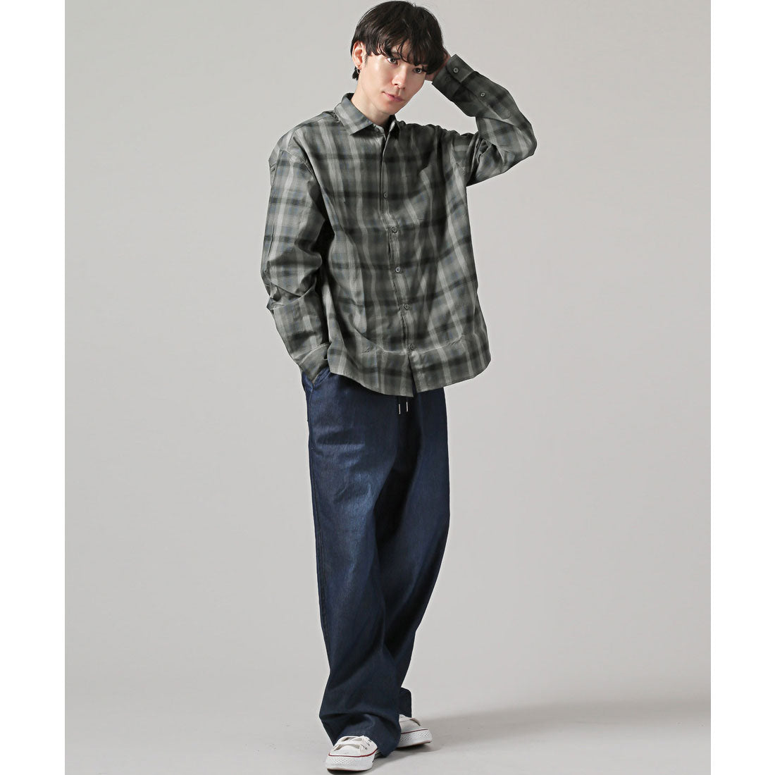 拉格風格 LUXSTYLE 總圖案常規領長袖襯衫/常規領 胸口袋 條紋 格子 總圖案 平紋布料