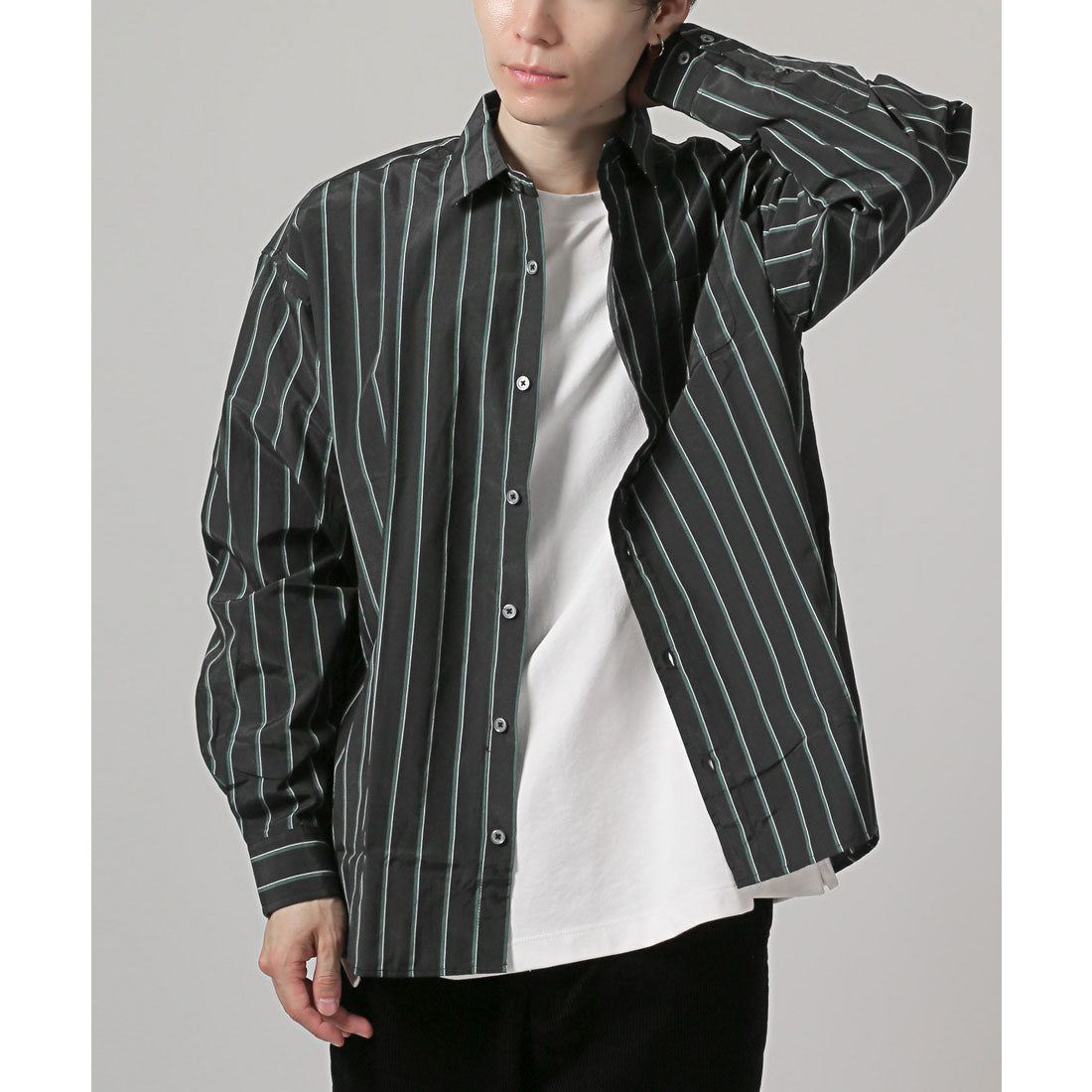 拉格風格 LUXSTYLE 總圖案常規領長袖襯衫/常規領 胸口袋 條紋 格子 總圖案 平紋布料