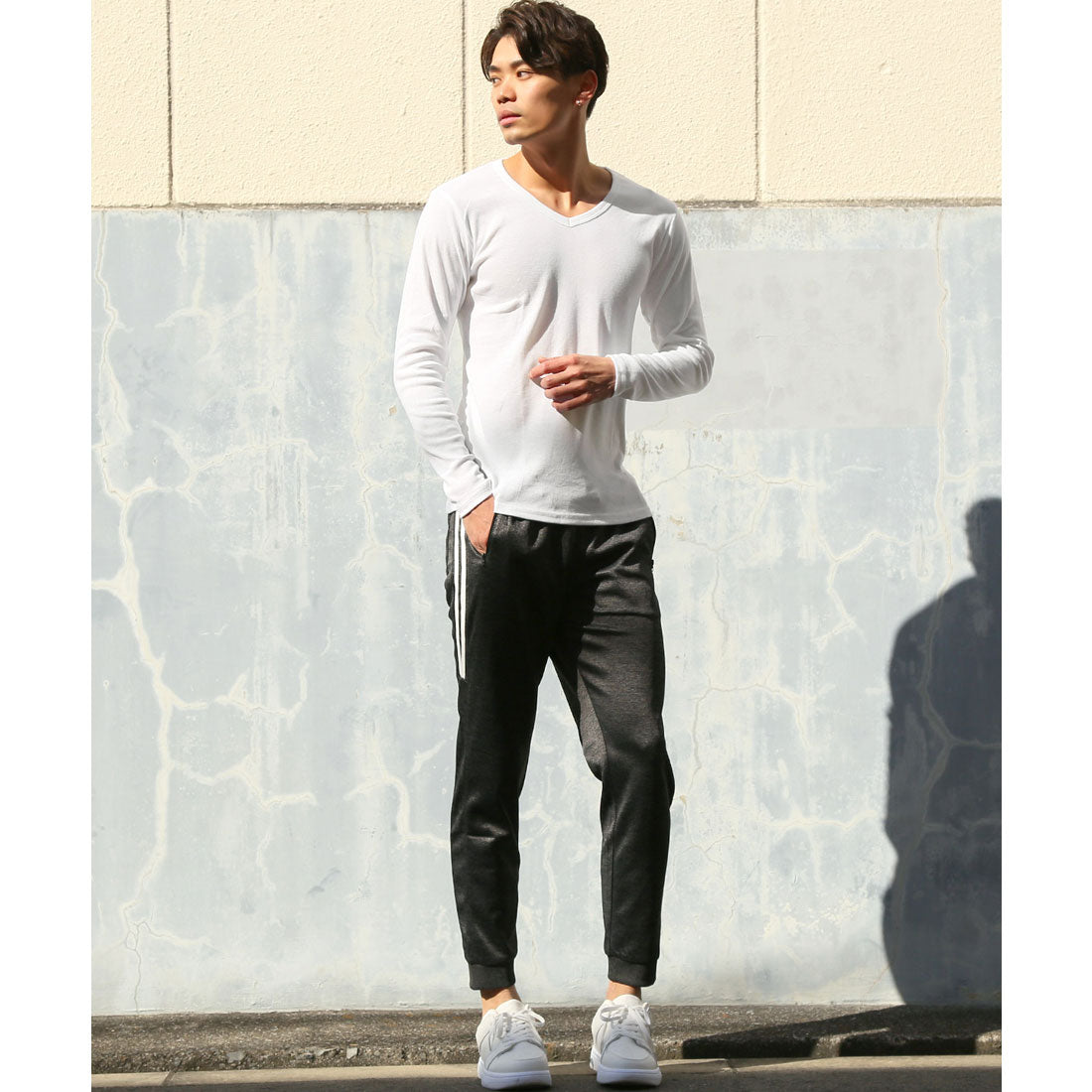 ラグスタイル LUXSTYLE Vネック無地ロンT/Vネック Tシャツ 長袖 トップス カットソー インナー 無地 ストレッチ 伸縮 大きいサイズ 白 黒 シンプル