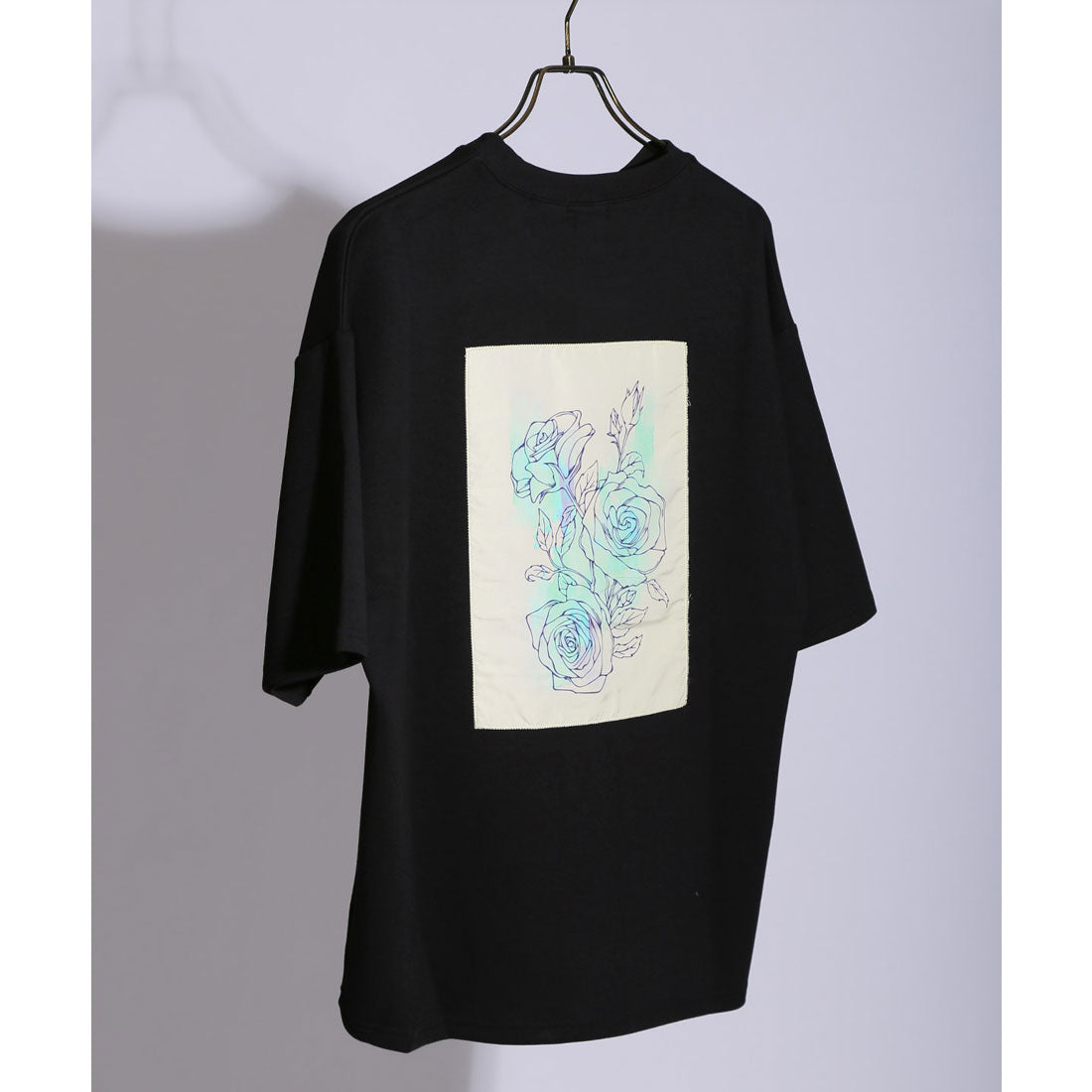 ラグスタイル LUXSTYLE フラワープリントバック貼り付けポンチTシャツ/トップス カットソー メンズ 接触冷感 クール とろみ バックプリント ポンチ ロゴ 薔薇 フラワー プリント （ブラック） ブラック
