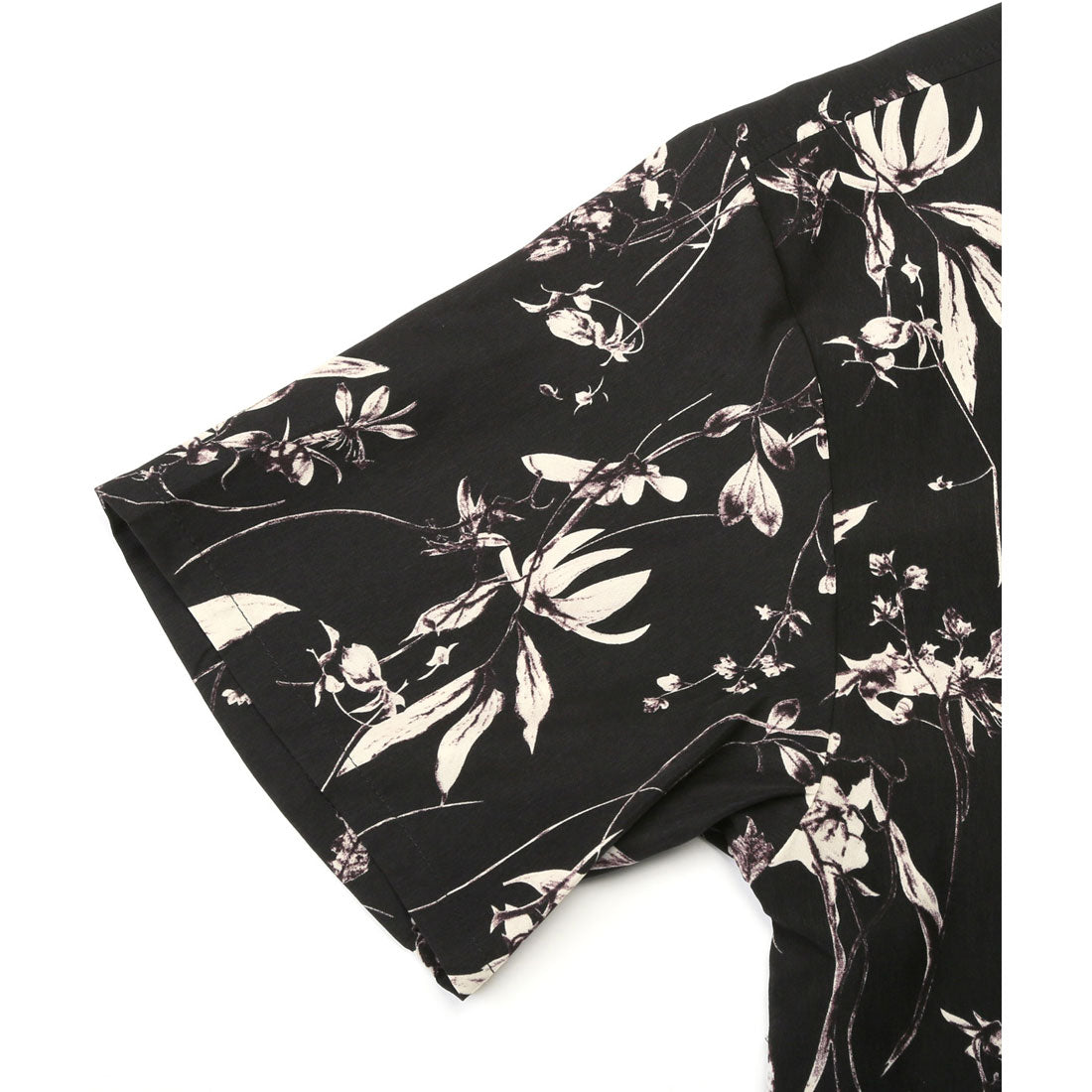 ラグスタイル LUXSTYLE 花柄オープンカラー半袖シャツ/シャツ 半袖 開襟シャツ 花柄 総柄 ビッグシルエット 薄手 柄シャツ メンズシャツ モノトーン ゆったり （ホワイト） ホワイト