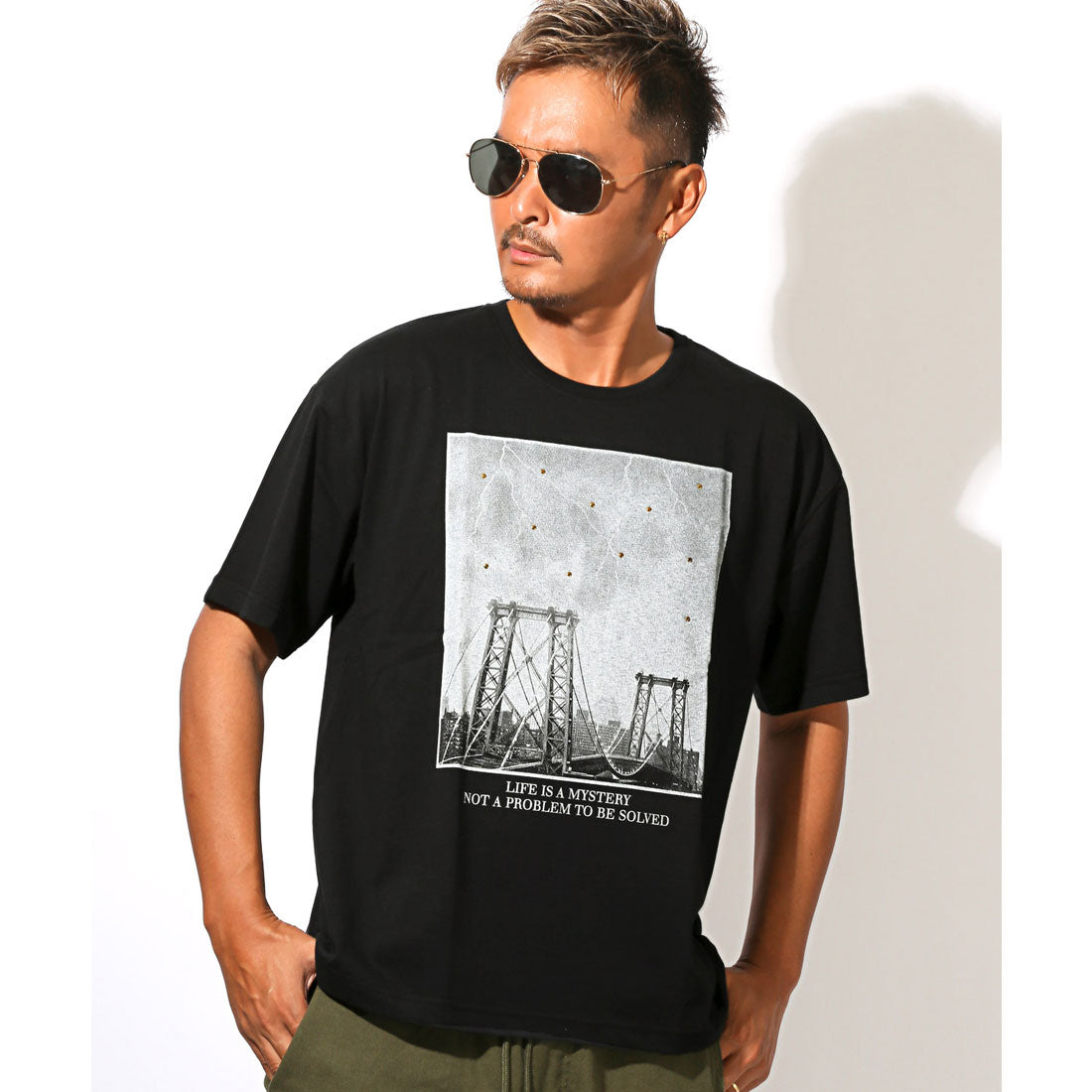 ラグスタイル LUXSTYLE メタルラインストーンフォトプリント半袖Tシャツ/トップス クルーネック フォトプリント メタル ラインストーン ニューヨーク NY 写真 風景 （Aブラック） Aブラック