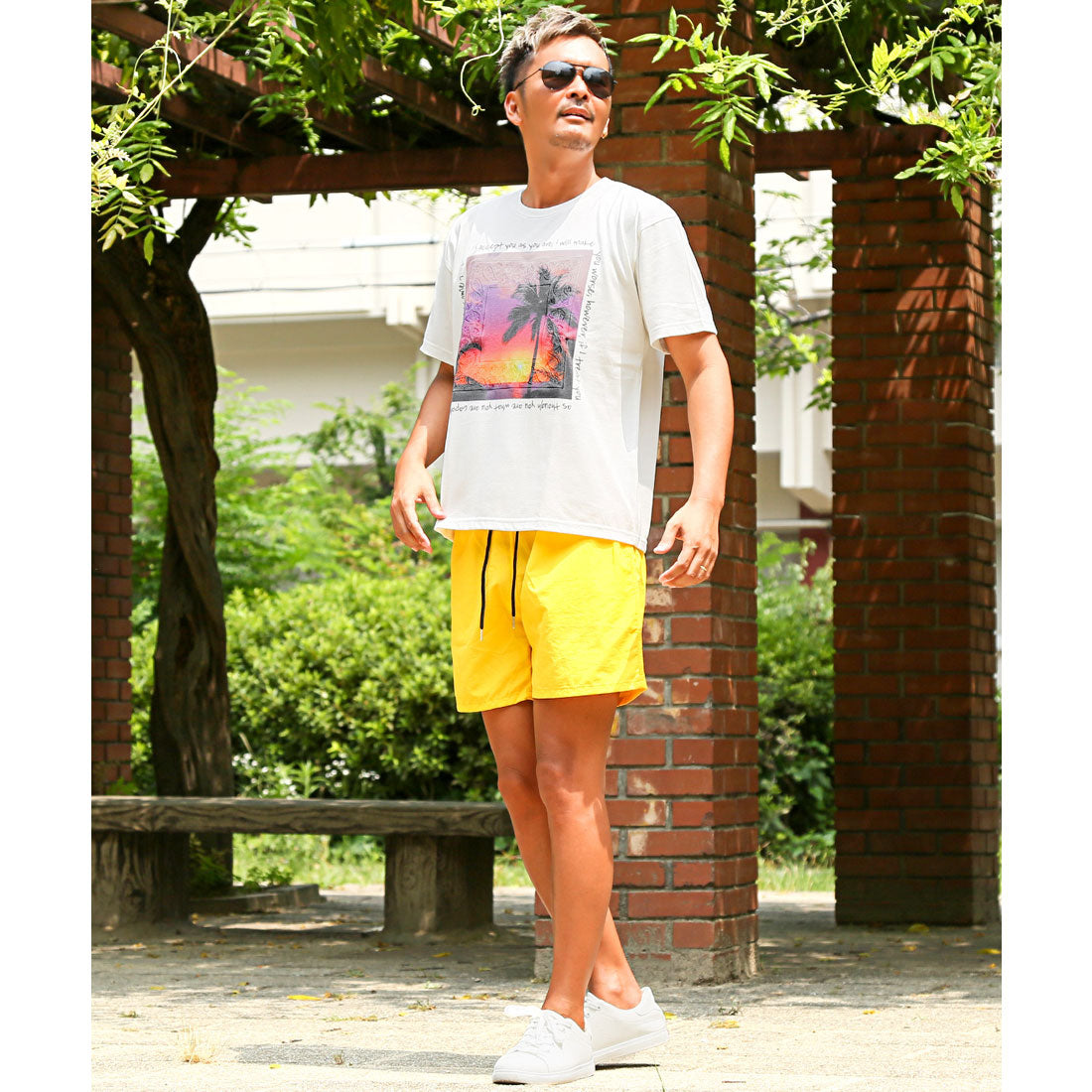 ラグスタイル LUXSTYLE ペイズリー刺繍転写プリント半袖Tシャツ/トップス クルーネック フォトプリント 刺繍 ペイズリー柄 サンセット 夕日 ビーチ リゾート 夏 サマー （Bホワイト） Bホワイト