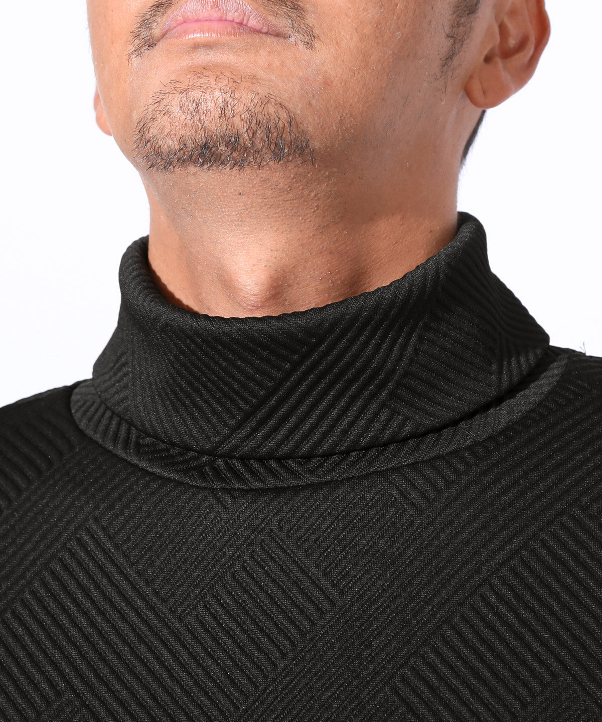 ラグスタイル LUXSTYLE 幾何学キルトタートルネックロンT/トップス 幾何学 模様 総柄 無地 キルト キルティング シンプル きれいめ （ホワイト） ホワイト