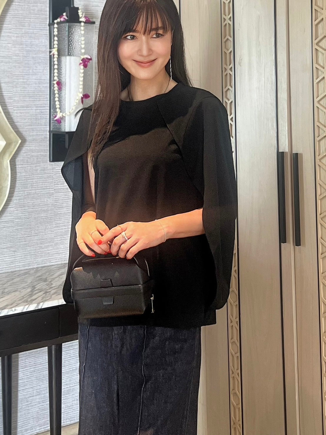 ルルコンフィー lulucomfy ≪原志保≫【UV/接触冷感/イージーケア/洗える】着心地、体型カバーを叶えるケープマントプルオーバー (黒) ブラック