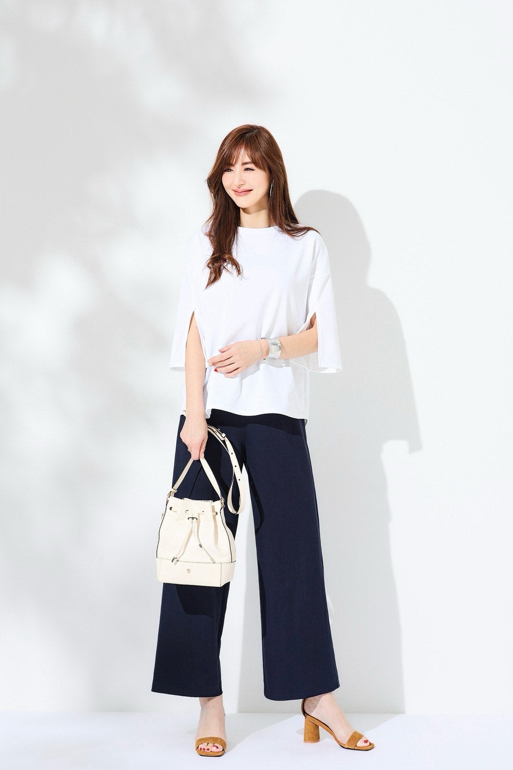 ルルコンフィー lulucomfy ≪原志保≫【UV/吸水/洗える】スッキリ細見え袖スリットプルオーバー (オフホワイト) オフホワイト