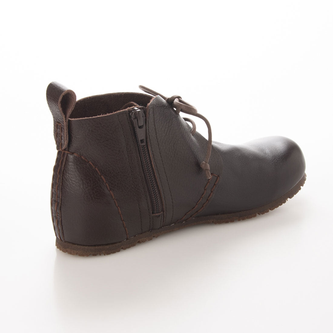 Milla sports: Clean and comfortable 4E casual wedge shoes