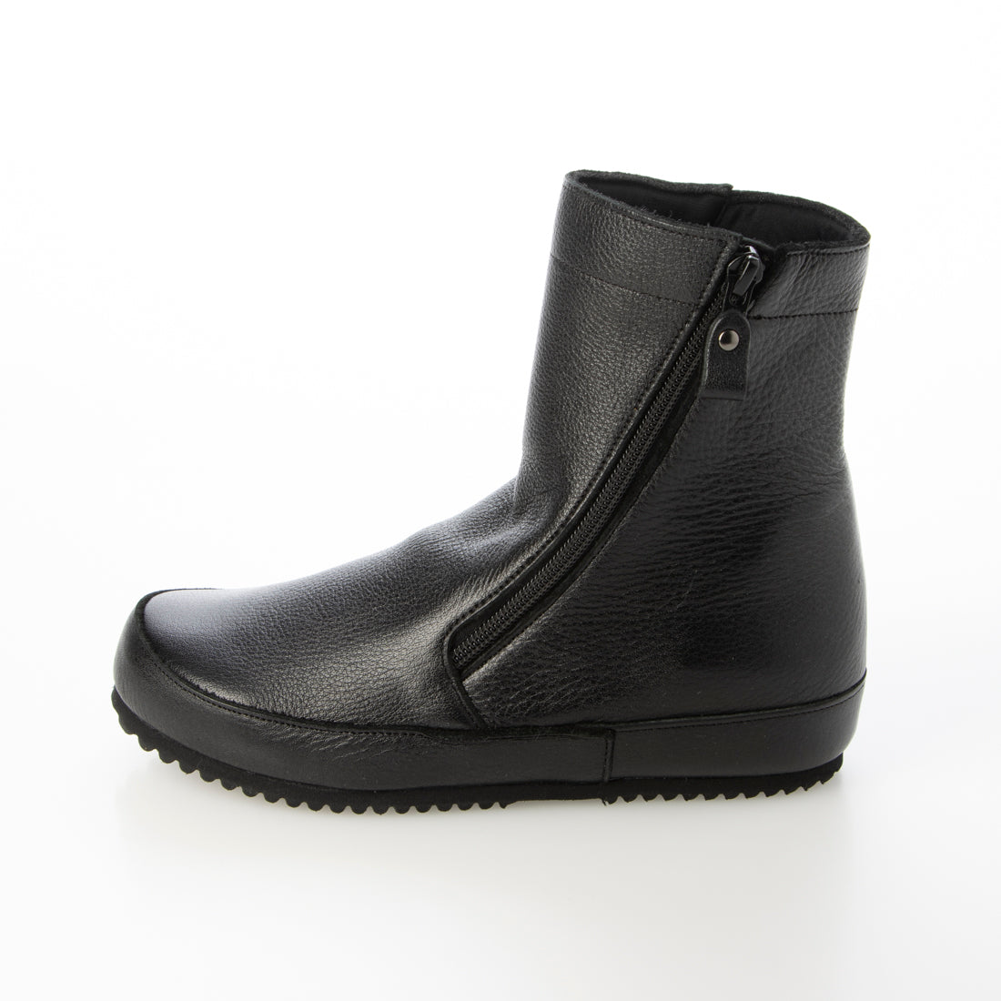 ミラスポーツ Milla sports 柔らかレザー ふかふかインヒール ファスナーデザインショートブーツ （ブラック） ブラック