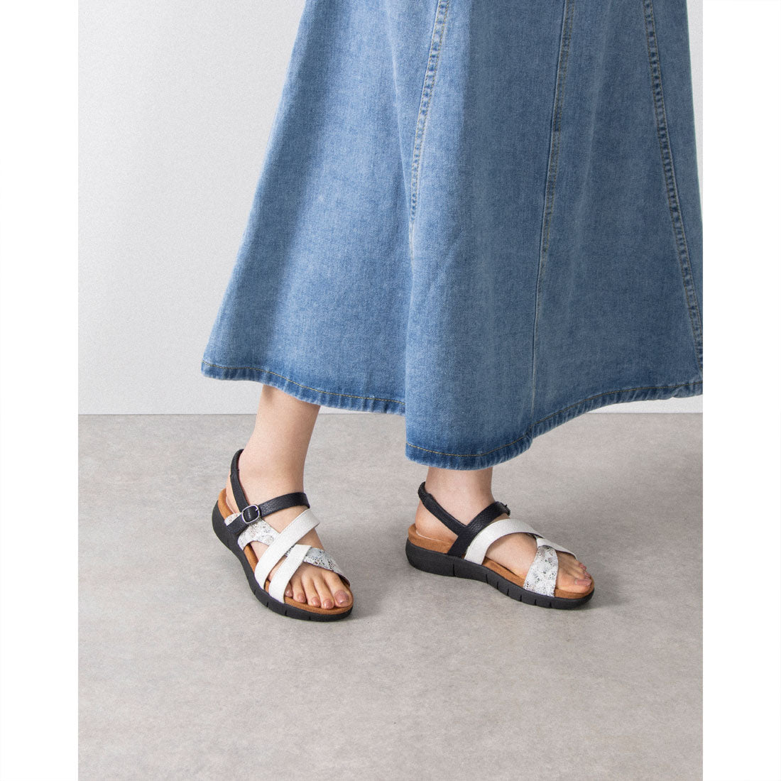 Milla Sports Printed leather combination soft flat sole sandals