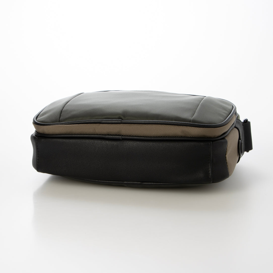 ミストフォルツァ Misto forza ミストフォルツァ【Misto Forza】 横型ショルダーバッグ （コン） コン