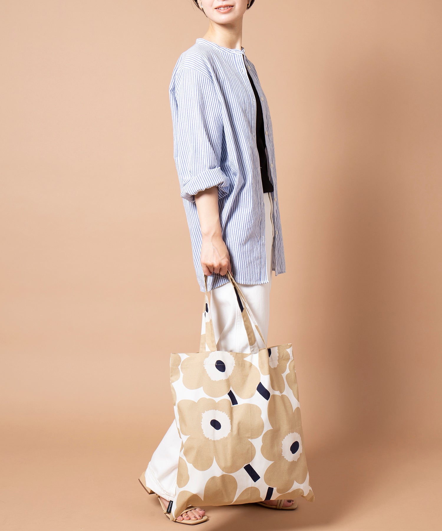 マリメッコ marimekko ファブリックバッグ / Pieni Unikko トートバッグ 布 鞄 ウニッコ サブバッグ 67572 69915 ギフト （ベージュ） ベージュ