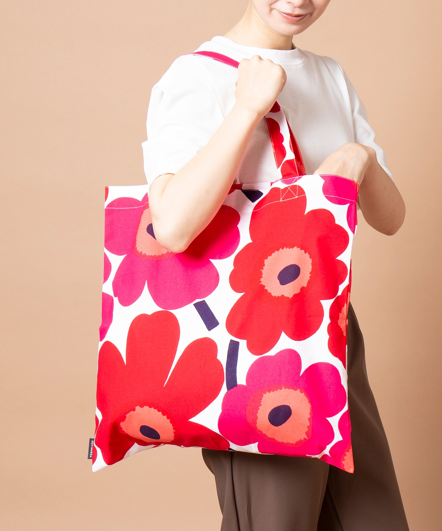 マリメッコ marimekko ファブリックバッグ / Pieni Unikko トートバッグ 布 鞄 ウニッコ サブバッグ 67572 69915 ギフト （ベージュ） ベージュ