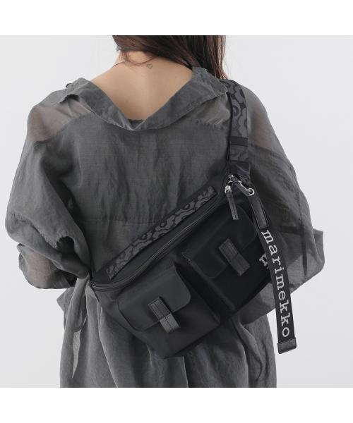 マリメッコ marimekko marimekko ボディバッグ Sling Bag M Solid 094618 （009/ブラック） 009/ブラック