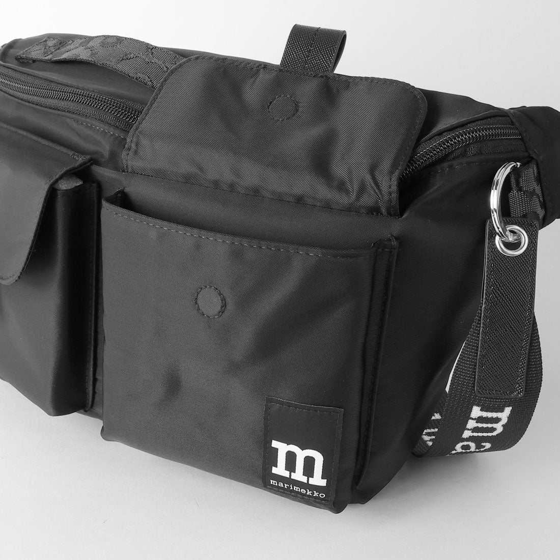 マリメッコ marimekko ショルダーバッグ ソリッド SLING BAG M 094618 009 （ブラック） ブラック