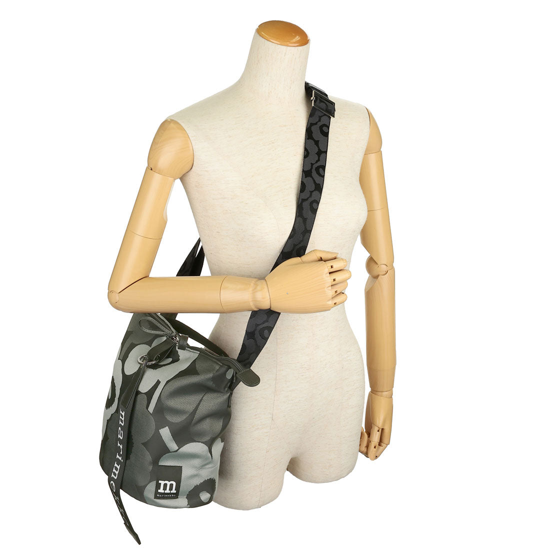 マリメッコ marimekko ショルダーバッグ ウニッコ CARRY ALL 094634 990 （グレー/ダークグレー/ブラック） グレー/ダークグレー/ブラック