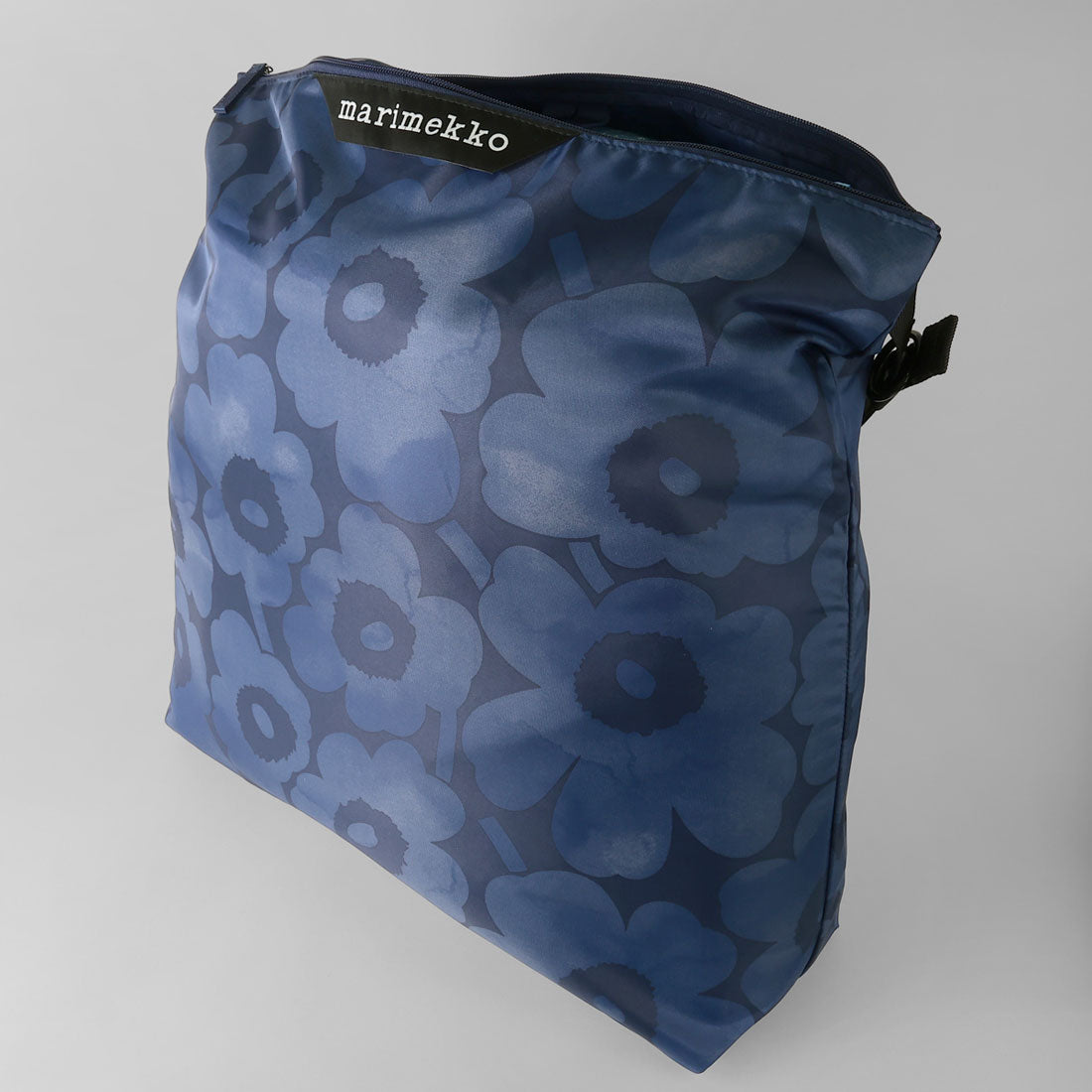マリメッコ marimekko トートバッグ ウニッコ NEAT CROSSBODY L 094576 828 （ダークブルー/ブルー） ダークブルー/ブルー