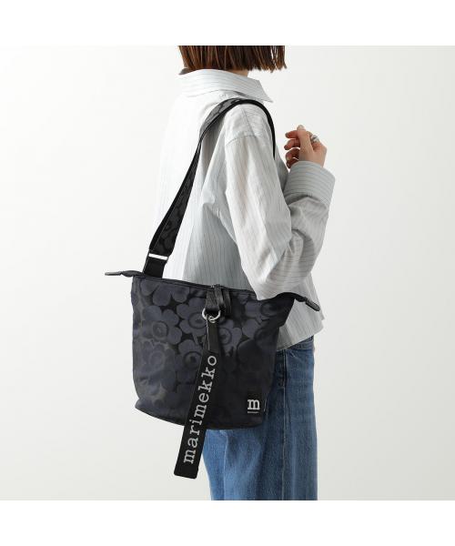 マリメッコ marimekko marimekko バッグ Carry All Unikko ウニッコ 095307 095300 （095307-660/グリーン） 095307-660/グリーン