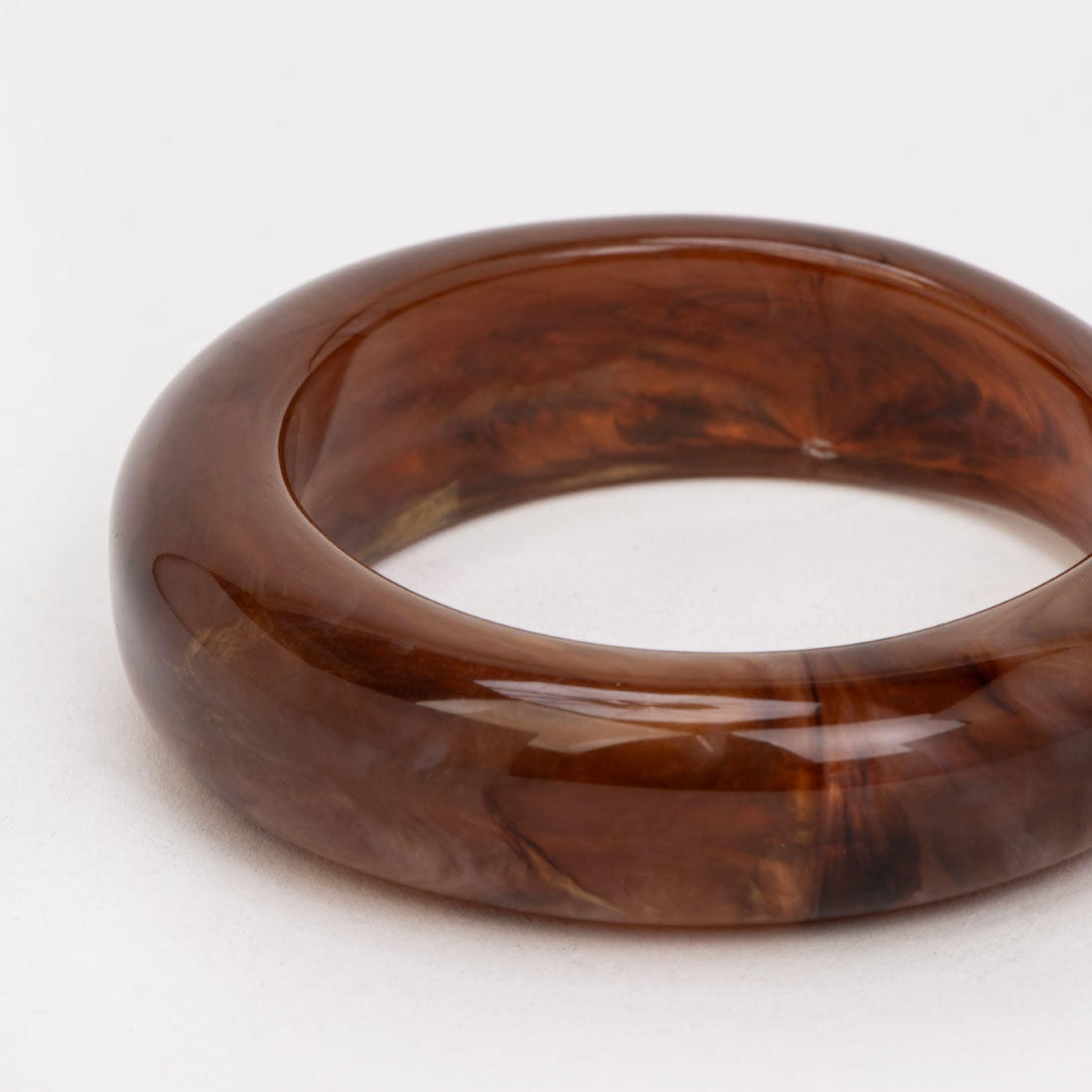 マベル mabel アクリルバングル （BROWN） BROWN
