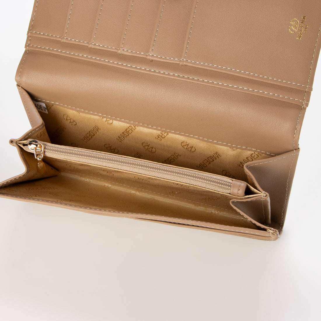 マデーラ MADERA 牛革 エナメルクロコ型押 長財布 （ベージュ） ベージュ