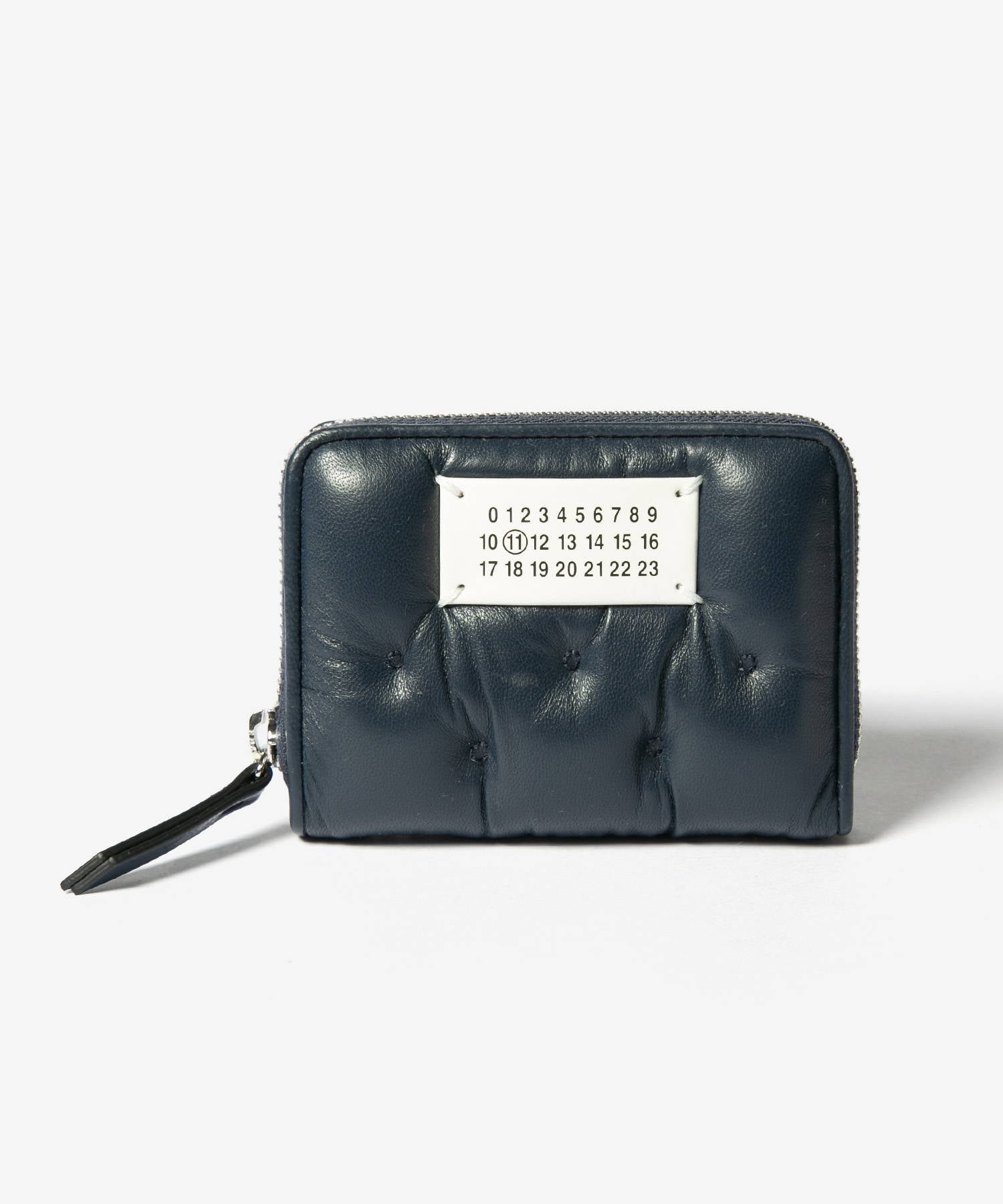 メゾン マルジェラ MAISON MARGIELA メゾン マルジェラ MAISON MARGIELA SA1VX0018 P6434 小銭入れ メンズ レディース 財布 グラムスラム エンブロイダリーコインホルダー ナンバリング （コスモ） コスモ