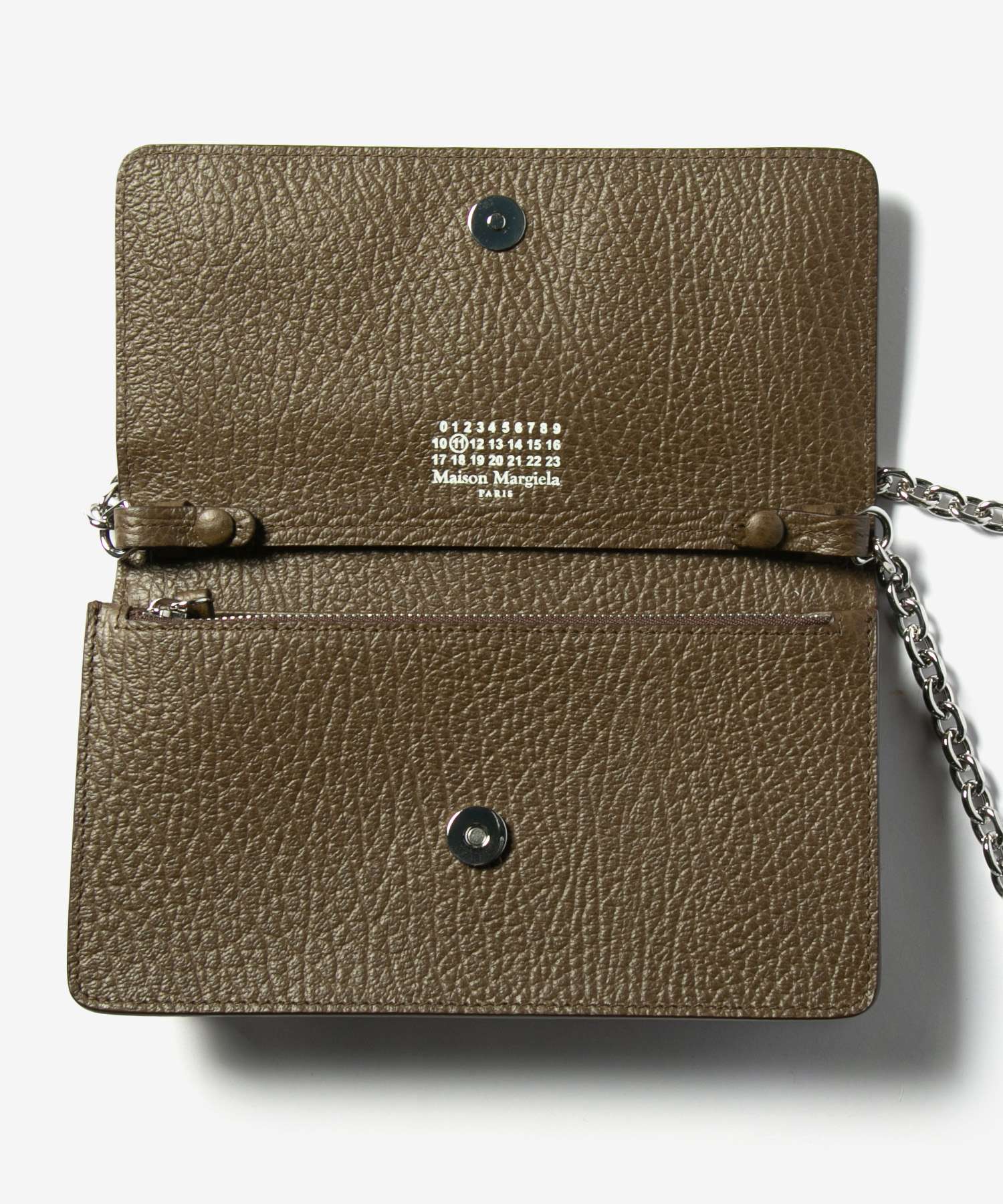 メゾン マルジェラ MAISON MARGIELA メゾン マルジェラ MAISON MARGIELA SA3UI0008 P4455 長財布 レディース 財布 チェーンウォレット レザー ポシェット ロゴ 4ステッチ （バーク） バーク