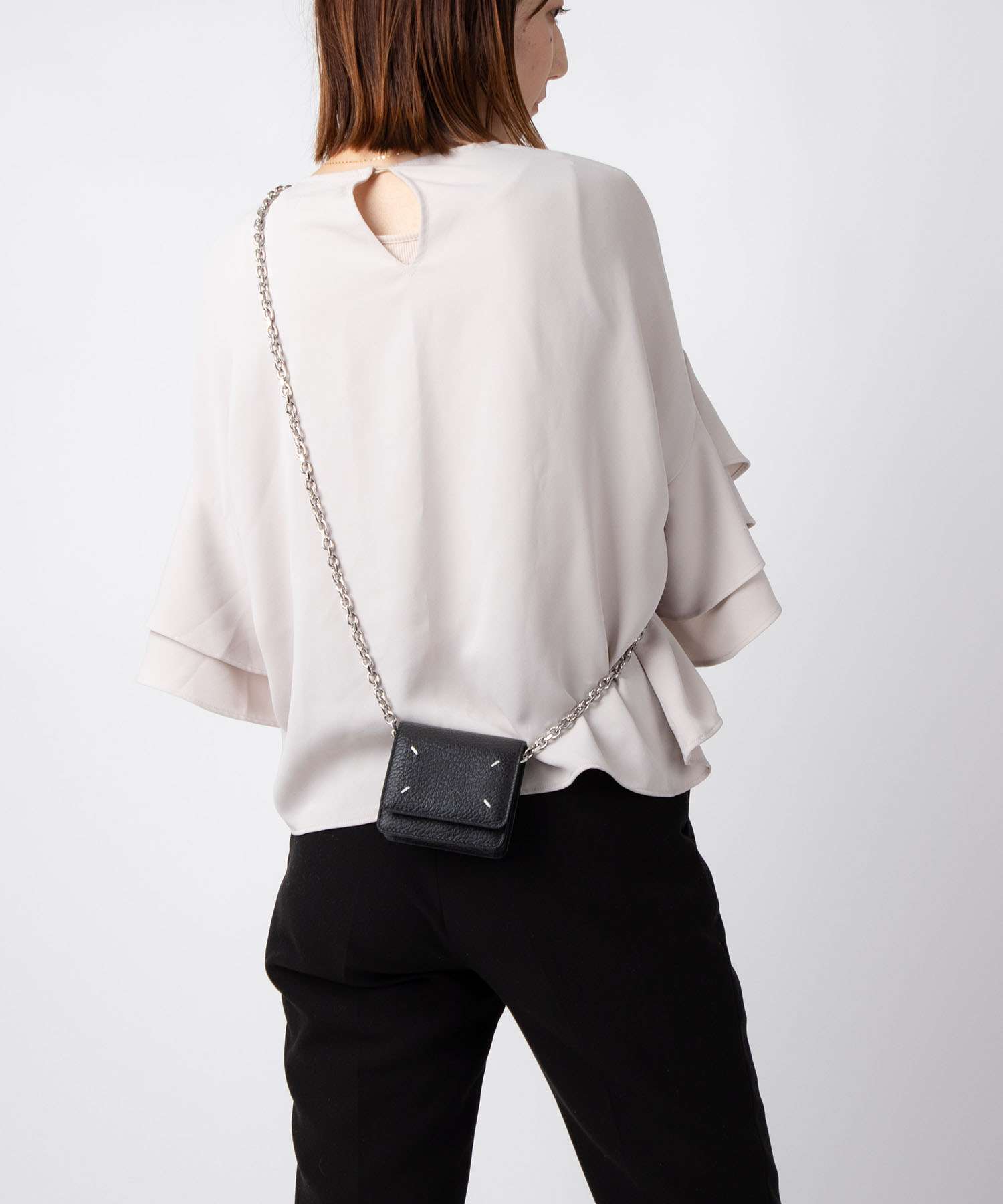 メゾン マルジェラ MAISON MARGIELA メゾン マルジェラ MAISON MARGIELA SA3UI0009 P4455 小銭入れ レディース （グレージュ） グレージュ