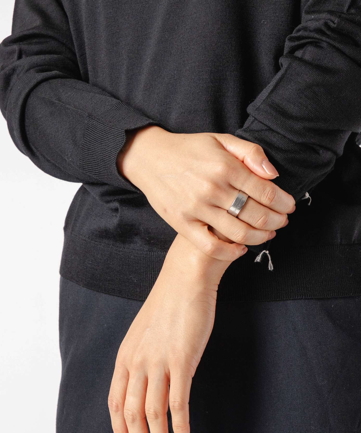 メゾン マルジェラ MAISON MARGIELA SM1UQ0082 SV0158 リング RING メンズ レディース アクセサリー ロゴ ラージ 指輪 シルバー925 （ゴールド） ゴールド